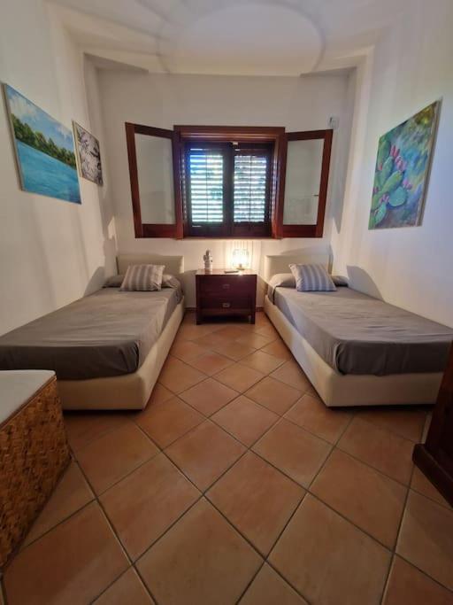 Villa Del Carrubo A Due Passi Dal Mare Di Cefalu *