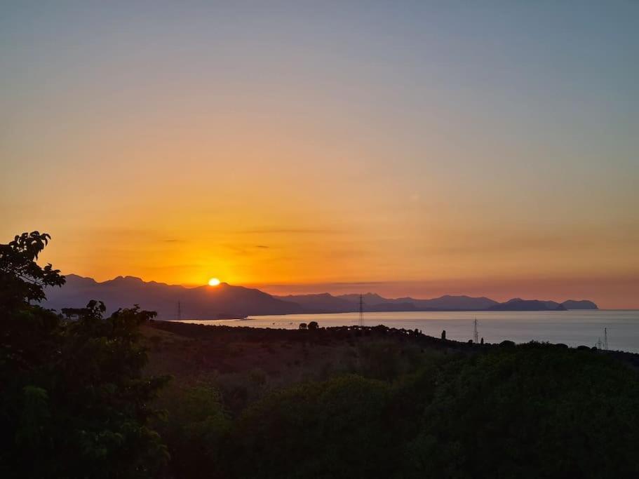 Del Carrubo A Due Passi Dal Mare Di Cefalu *